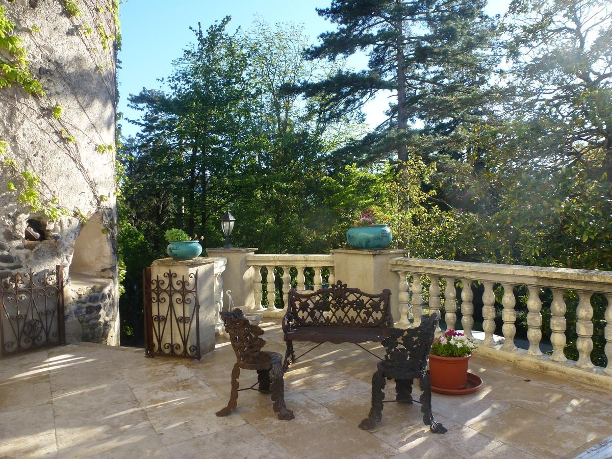 Chateau De Mauras Chomerac Bagian luar foto
